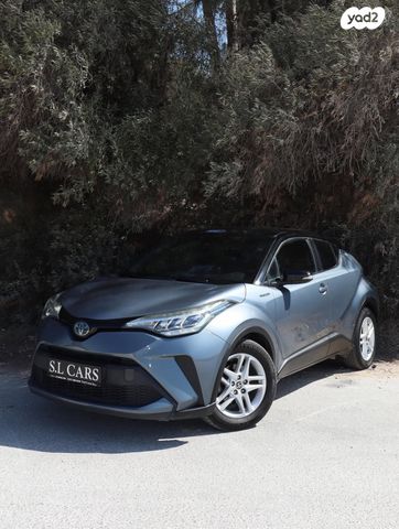 מודעת רכב טויוטה C-HR