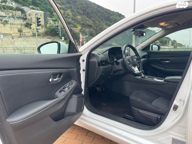 ניסאן סנטרה