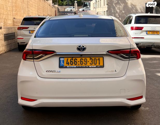 טויוטה קורולה