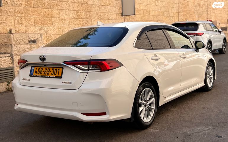 טויוטה קורולה