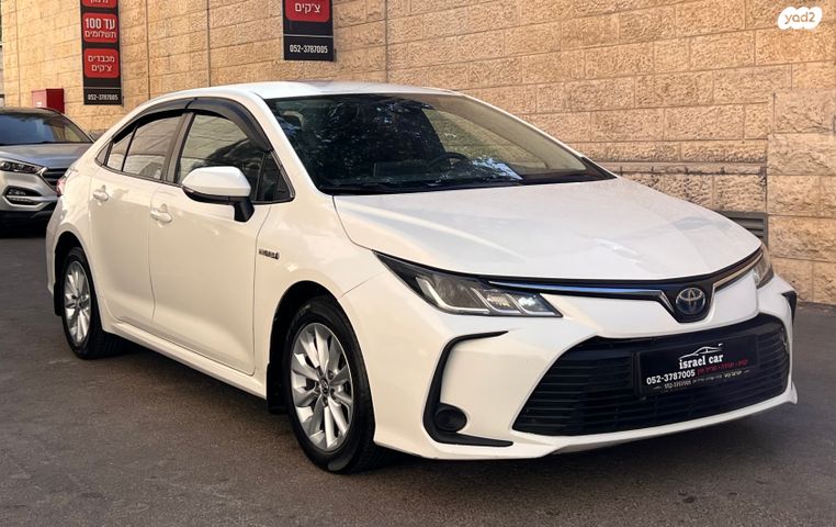 טויוטה קורולה