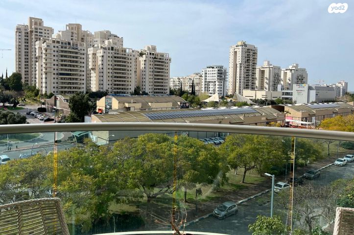 יוני נתניהו 18