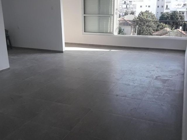 אברהם מאפו 3