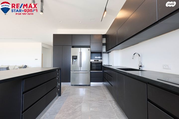 גג/ פנטהאוז, דליה רביקוביץ 9, הרצליה