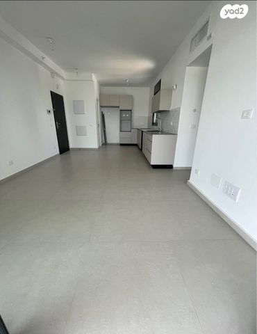 דירה, נעמי שמר 9, דרום חדש, פארק הים, בת ים