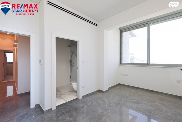 גג/ פנטהאוז, דליה רביקוביץ 9, הרצליה