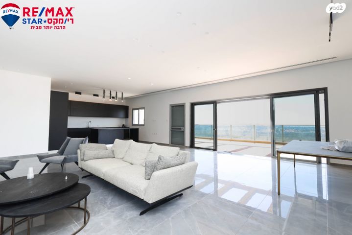 גג/ פנטהאוז, דליה רביקוביץ 9, הרצליה