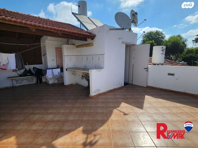 בית פרטי/ קוטג', השזיף 9, שיכוני המזרח, ראשון לציון