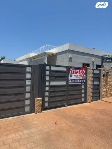 דבורה עומר 15