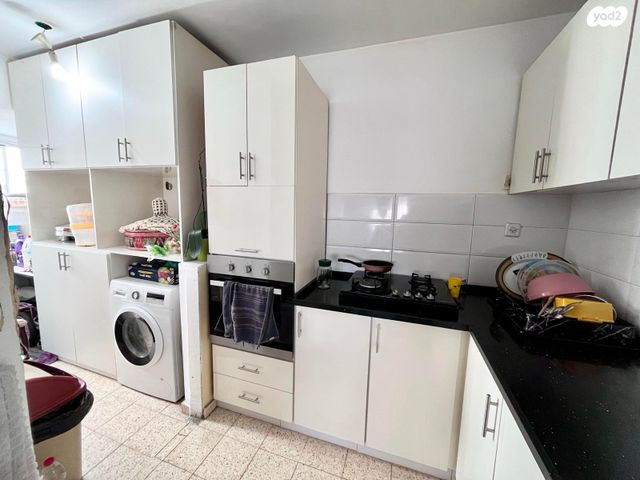 דירה, אדמונית 17, גני אביב, לוד