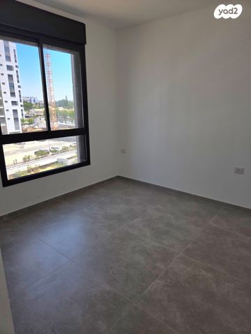 דירה, דרך ששת הימים, סלע, רחובות