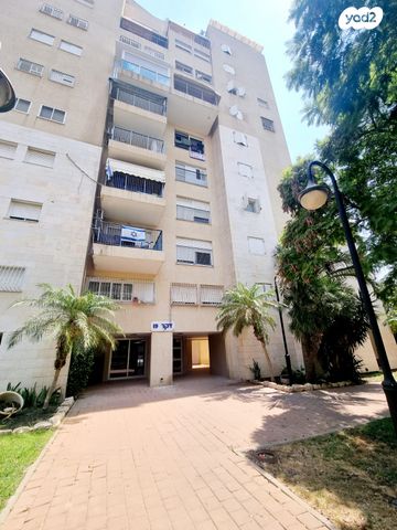 דירה, דקר, גני יער, לוד