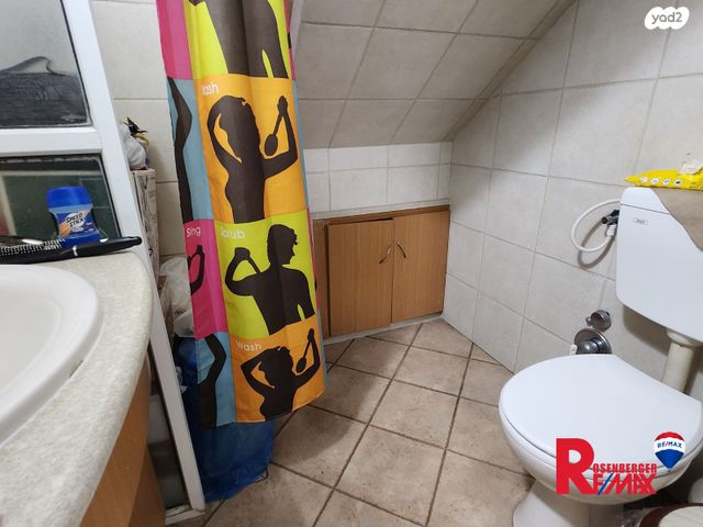 בית פרטי/ קוטג', השזיף 9, שיכוני המזרח, ראשון לציון