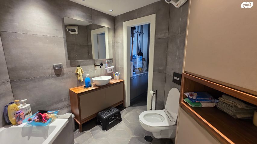 דירה, אליהו גולומב, הדר, רמת השרון