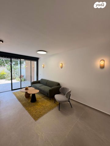 דירת גן, נגבה 26, יד אליהו, תל אביב יפו