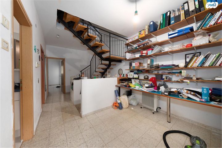 דו משפחתי, הכוהנים, הוד השרון