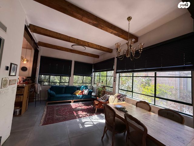 דירה, חזקיהו המלך, המושבה היוונית, ירושלים