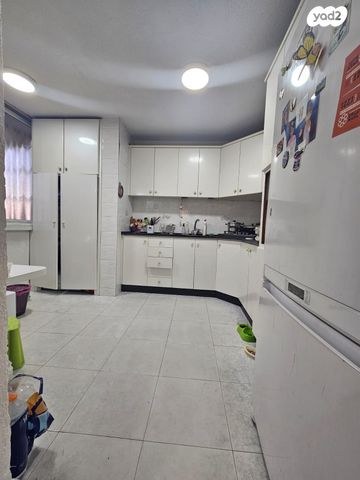 דירה, שדרות בן גוריון 4, בן גוריון, רמלה