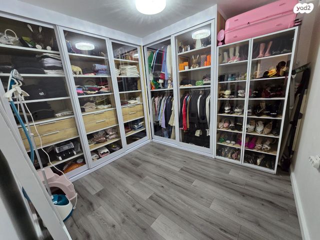 דירה, דקר, גני יער, לוד