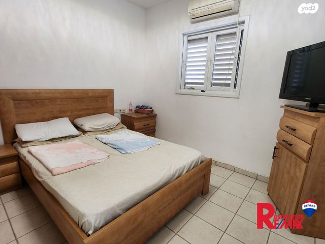 בית פרטי/ קוטג', השזיף 9, שיכוני המזרח, ראשון לציון