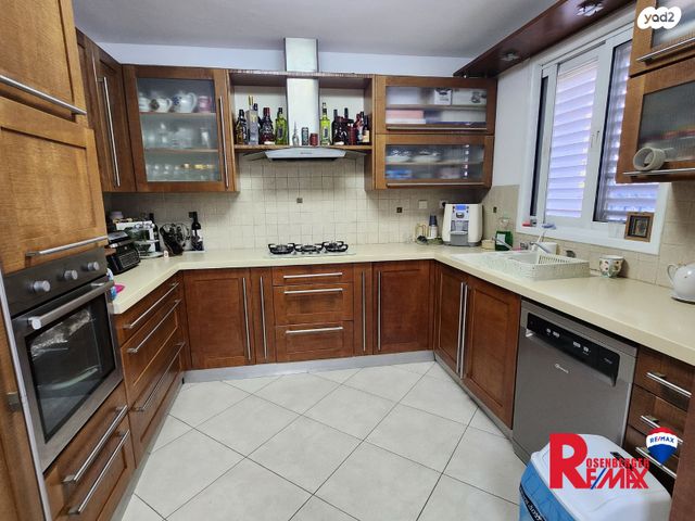 בית פרטי/ קוטג', השזיף 9, שיכוני המזרח, ראשון לציון