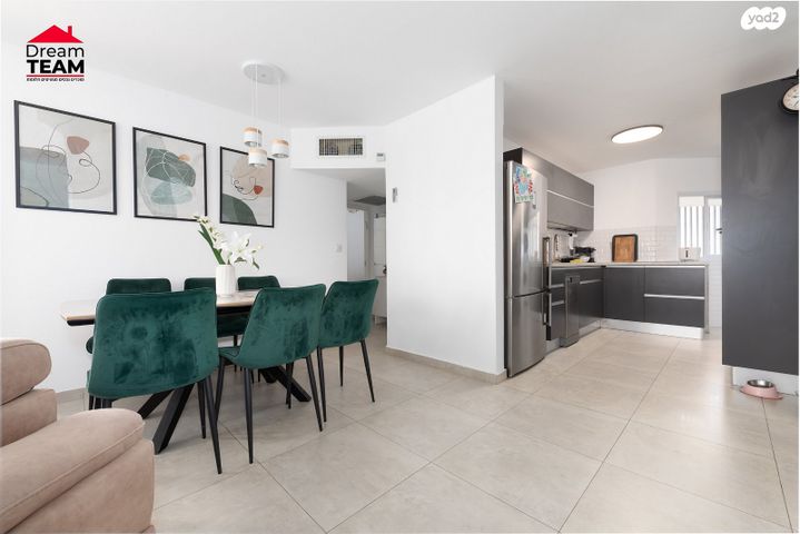 דירה, חנה ומיכאל לוין, רביבים, גני ראשון, ראשון לציון