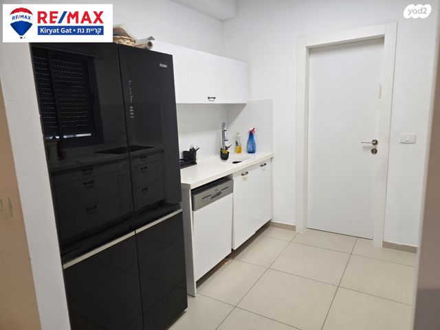 דירה, שדרות אבני החושן 5, כרמי גת, קרית גת