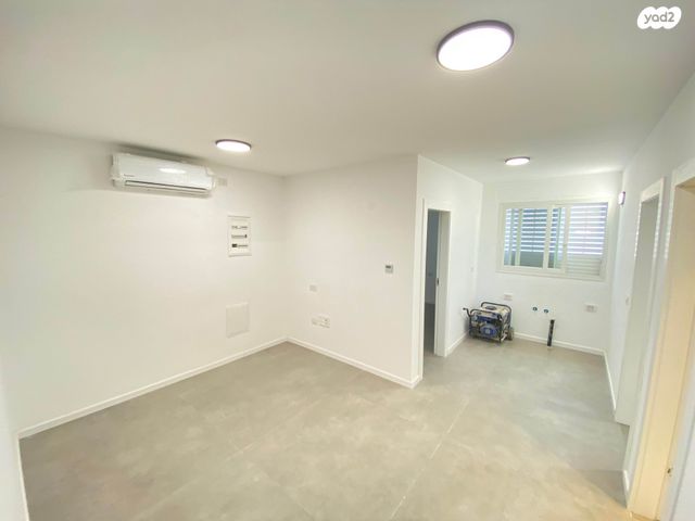 דירת גן, דרך הרעות, פרדסיה, פרדסיה