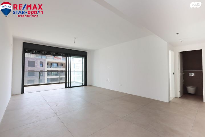 דירה, בר כוכבא, הרצליה