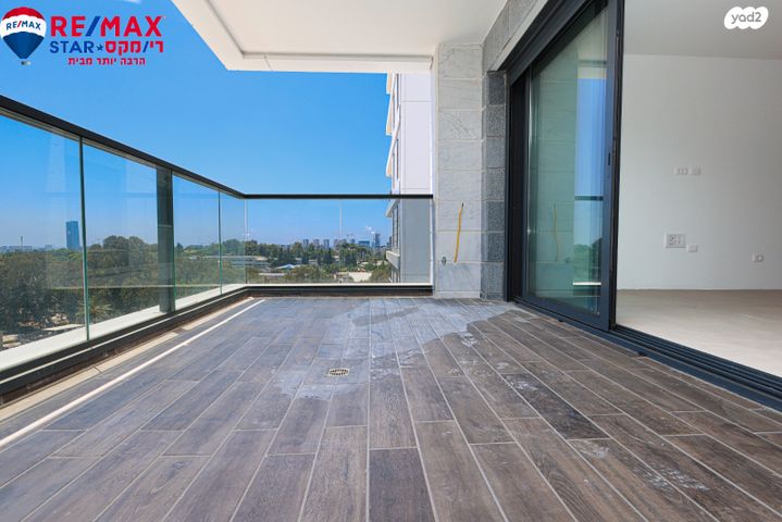 דירה, בר כוכבא, הרצליה