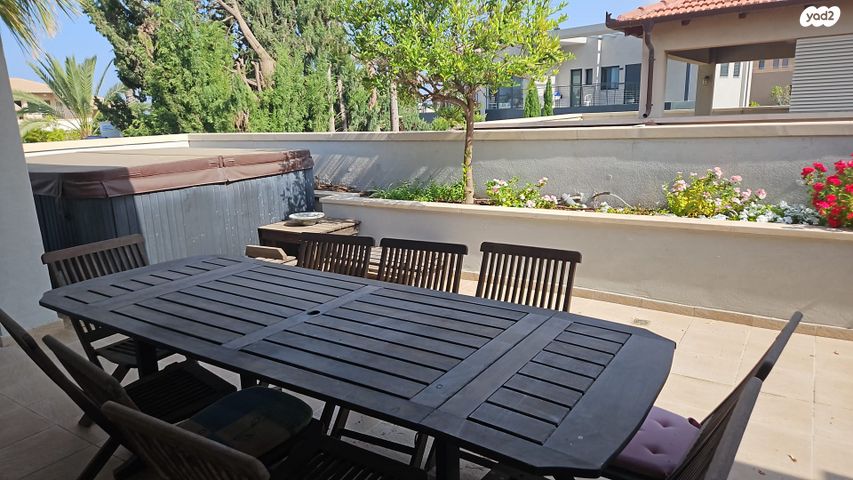 דופלקס, רמת השרון