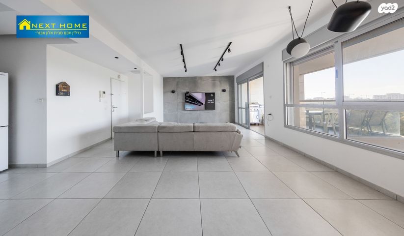 דירה, אלונים 20, קרית השרון, נתניה