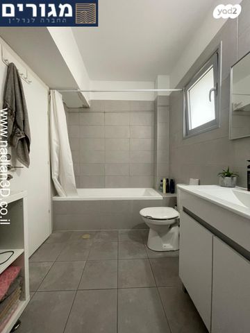 דירה, השחף, החותרים, טירת כרמל