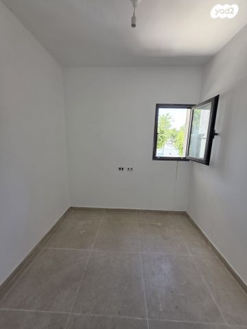 דירה, נתן אלבז, רובע ו', אשדוד