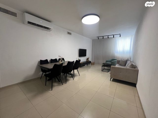 דירה, קרית אתא