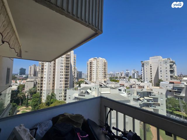 דירה, הנשיא, רמת הדקלים, גבעת שמואל