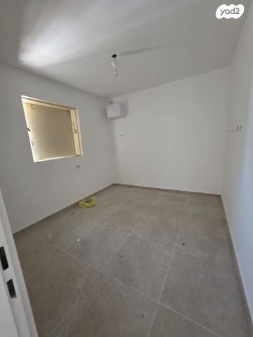 דירה, נתן אלבז, רובע ו', אשדוד