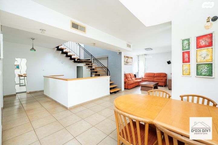 בית פרטי/ קוטג', תוף, פרדס חנה כרכור