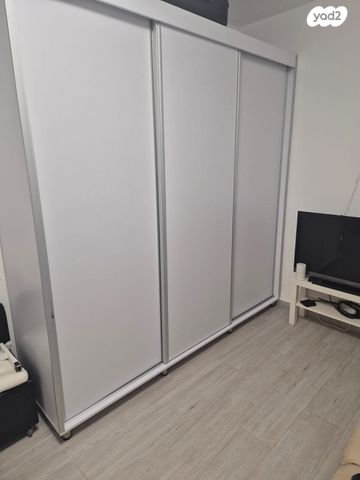 דירה, העצמאות, קרית אתא