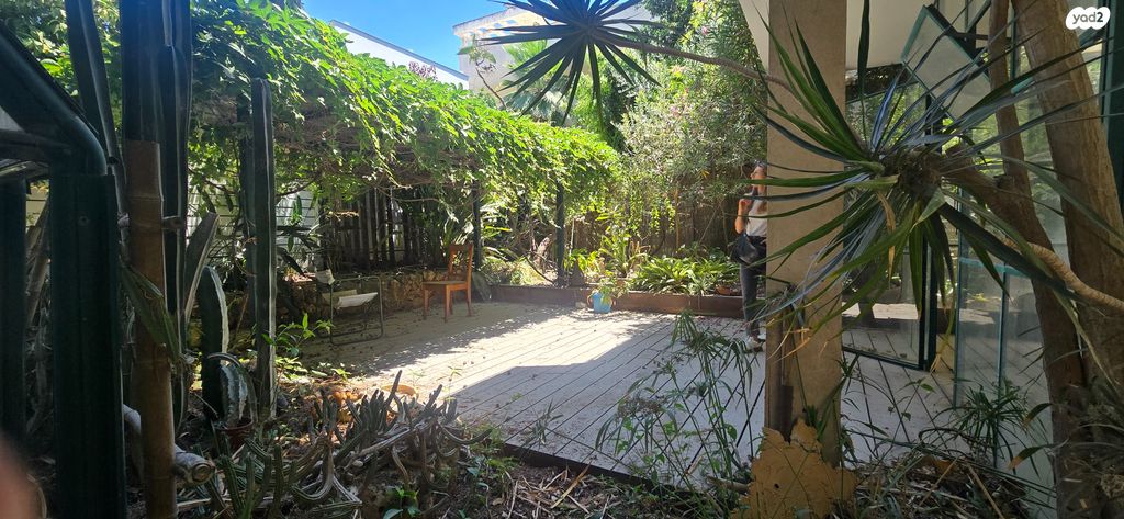 דירת גן, עצמון, גולן, רמת השרון