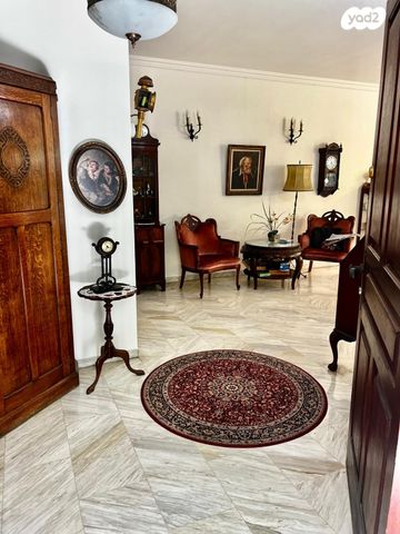 בית פרטי/ קוטג', יקותיאל אדם, ותיקים, כפר סבא