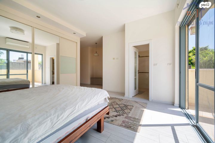 גג/ פנטהאוז, רמת חן, רמת גן