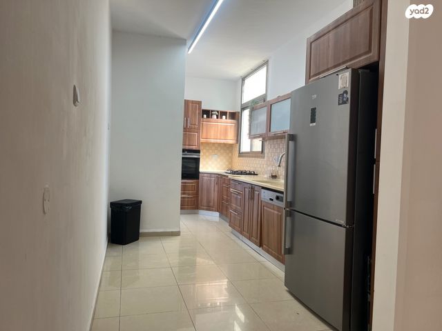 דירה, קרית אתא