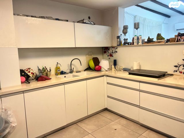 קיבוץ גלויות 