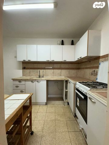 דירה, סלניקין, גני אביב, לוד