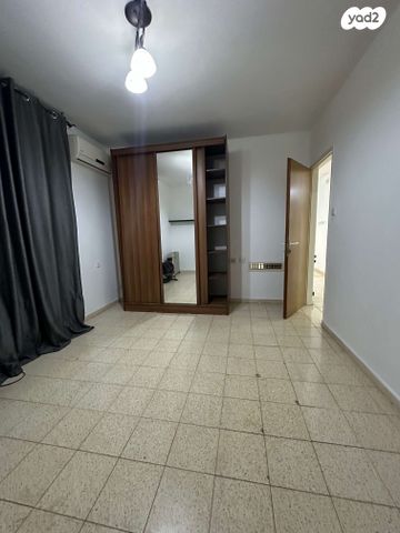 דירה, סלניקין, גני אביב, לוד