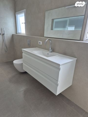 בית פרטי/ קוטג', קרית יערים, רמת השרון