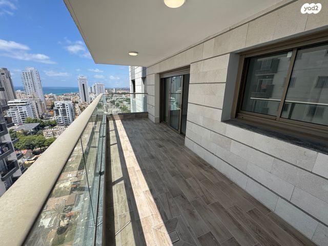 דירה, בורוכוב, צפון מערב מרכז העיר, נתניה