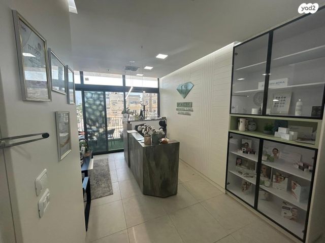 משרדים, אחד העם, הרצליה, חיפה