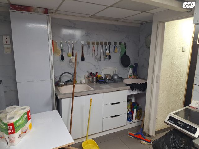 חנויות/ שטח מסחרי, רוגוזין, רובע א', אשדוד